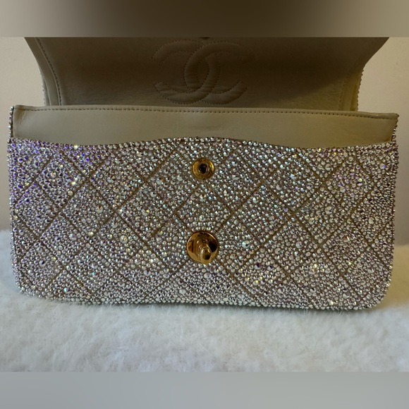 CUSTOM CRYSTAL CHANEL - Customization Service using Authentic Austrian Crystals - Picture 8 of 10